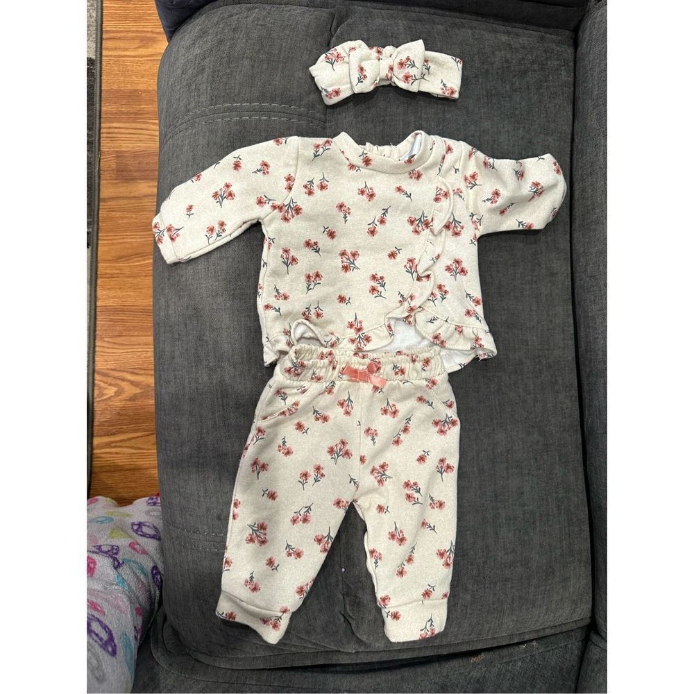 Baby girl 3 piece outfit